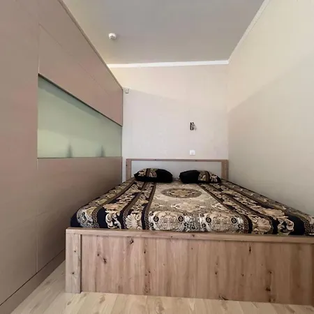 Апартамент Roma Apartaments&spa Несебър